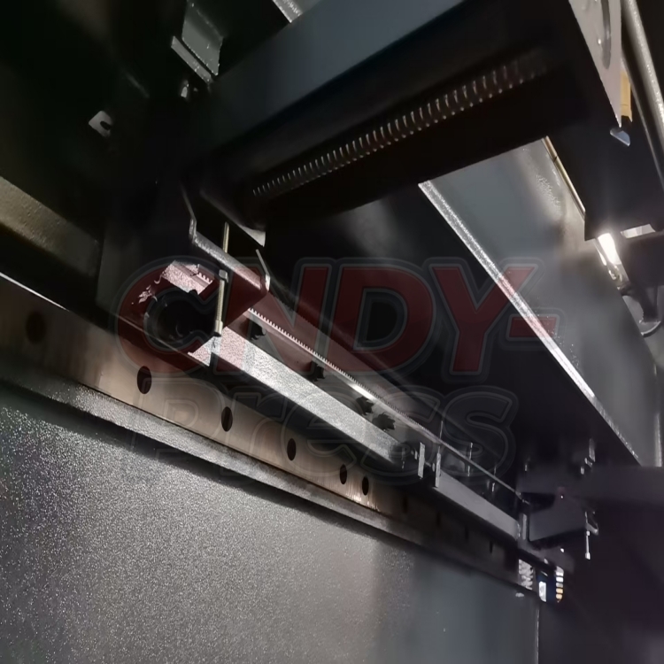 Guillotine Shearing Machine